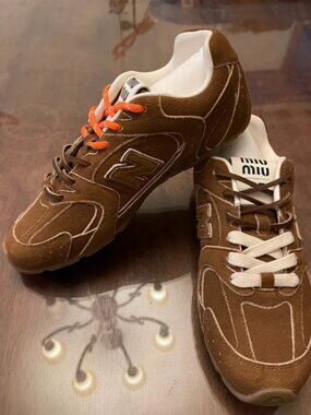 ✅Miu Miu Brown Sneakers